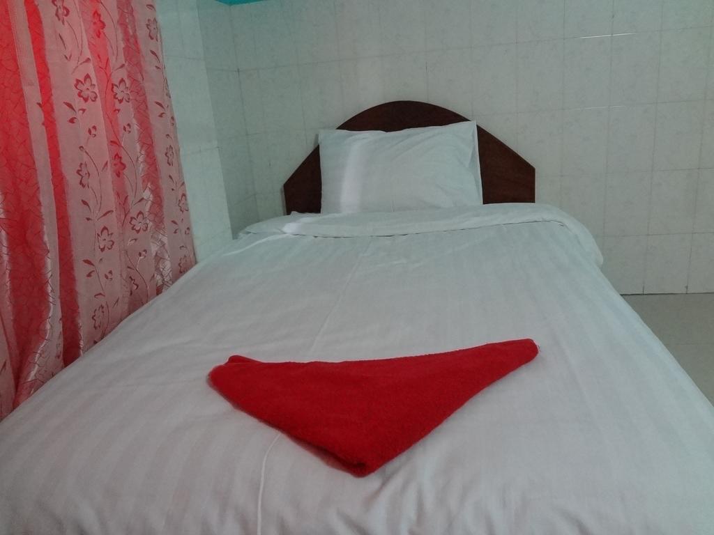 Capitol 3 Guesthouse Пном Пен Екстериор снимка