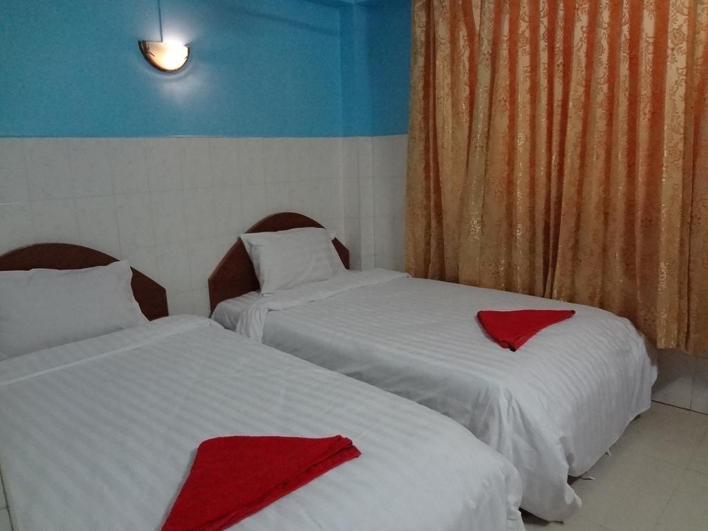 Capitol 3 Guesthouse Пном Пен Екстериор снимка