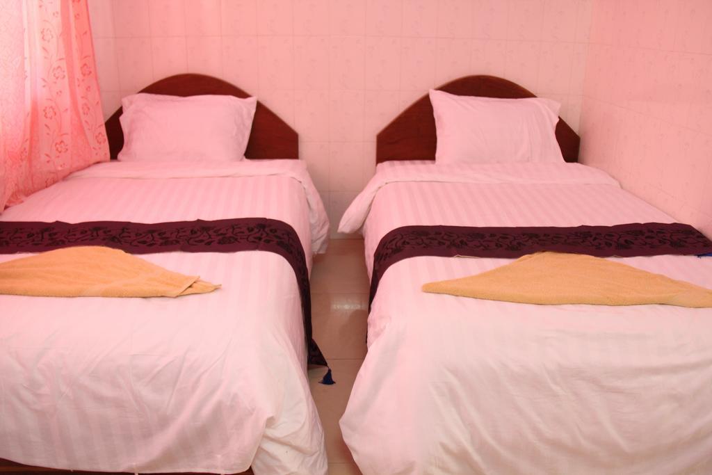 Capitol 3 Guesthouse Пном Пен Екстериор снимка