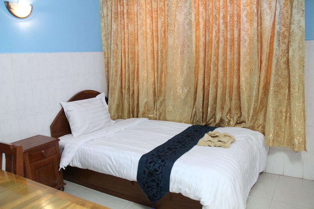 Capitol 3 Guesthouse Пном Пен Екстериор снимка