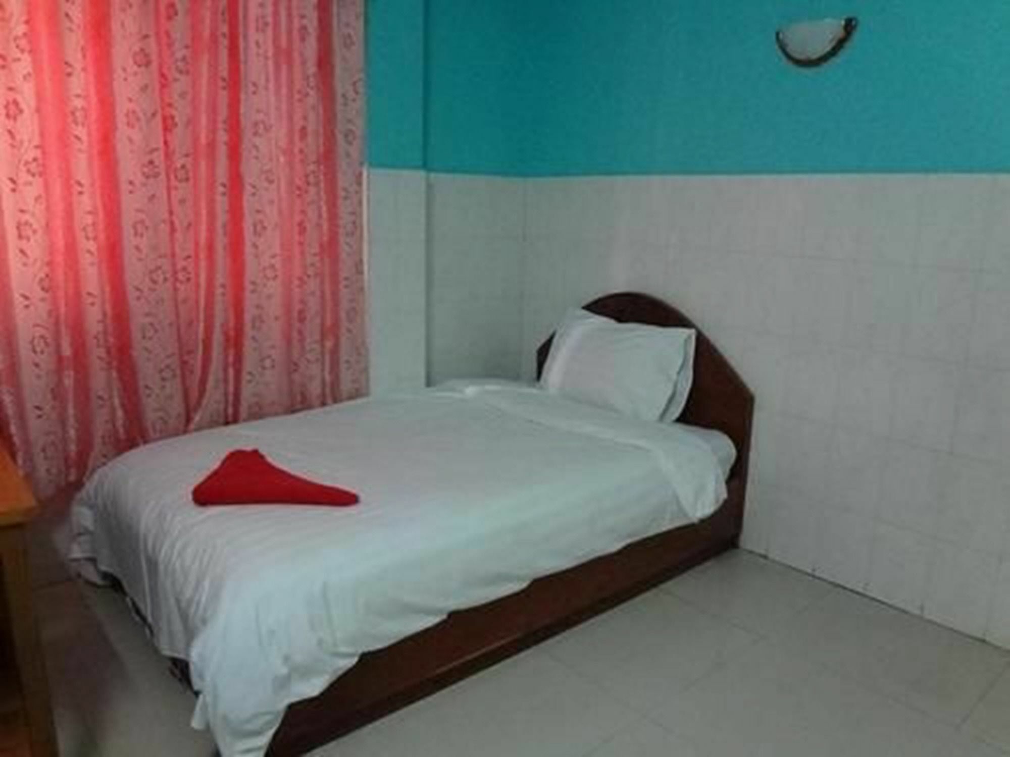 Capitol 3 Guesthouse Пном Пен Екстериор снимка